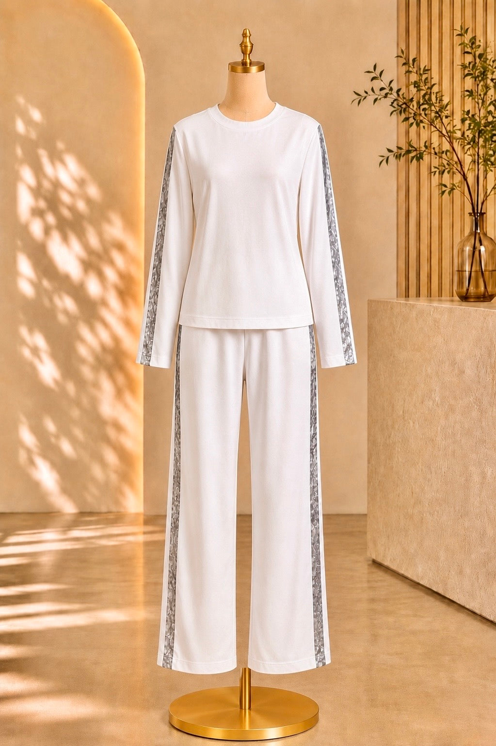Lunar Retreat Set